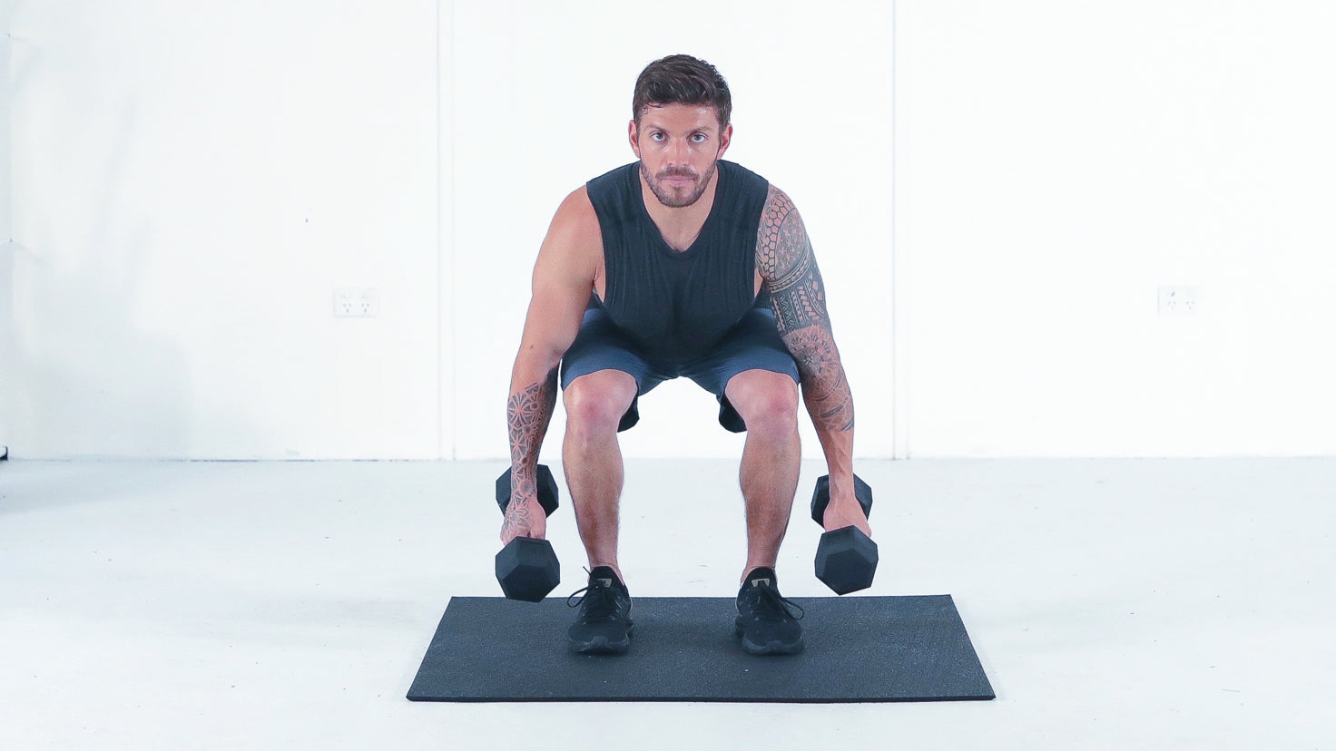 Tutorial: Dumbbell squat curl + press