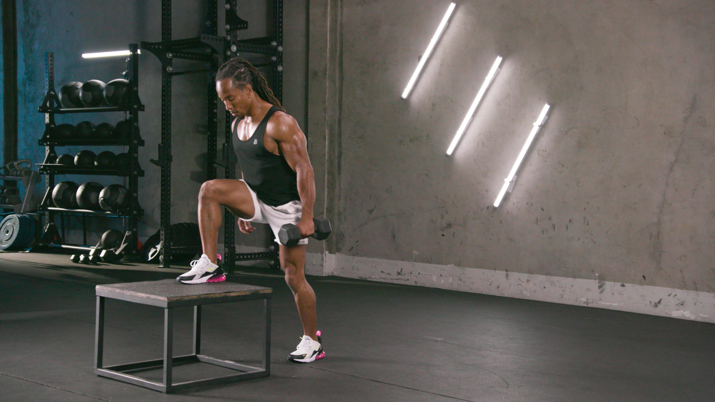 Tutorial: Dumbbell bench step-ups