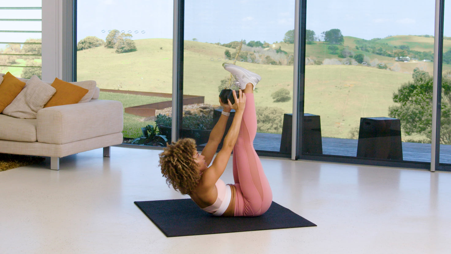 Tutorial: Weighted toe touches