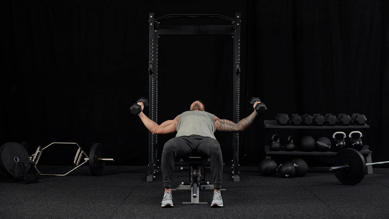 Tutorial: Dumbbell incline flys