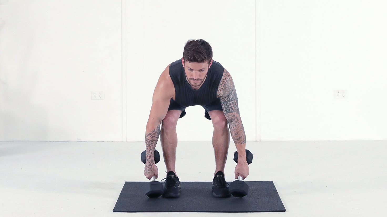 Tutorial: Dumbbell deadlift