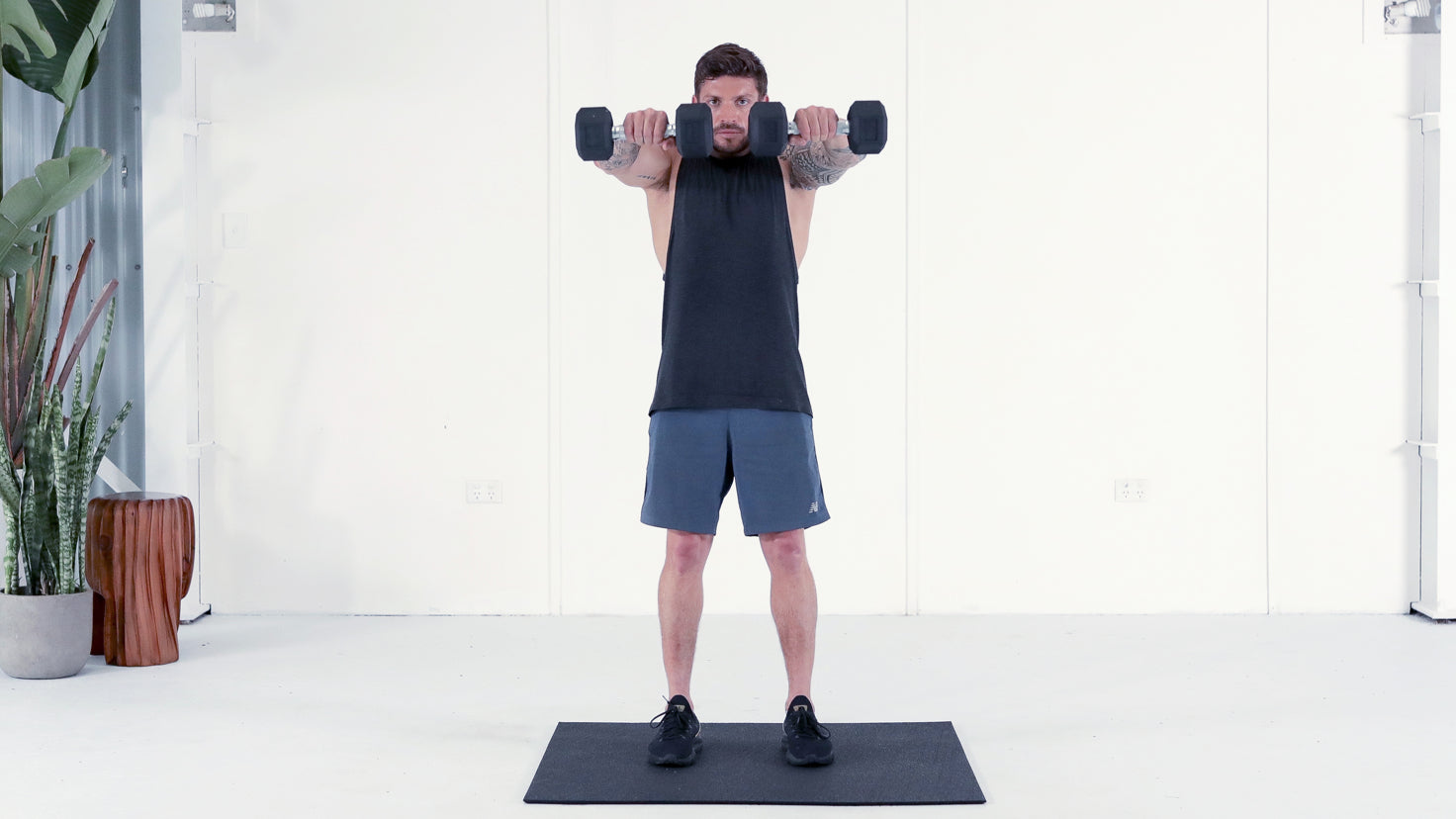Tutorial: Dumbbell front + lateral raise