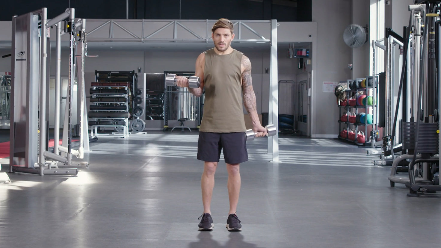 Tutorial: Dumbbell tension curls