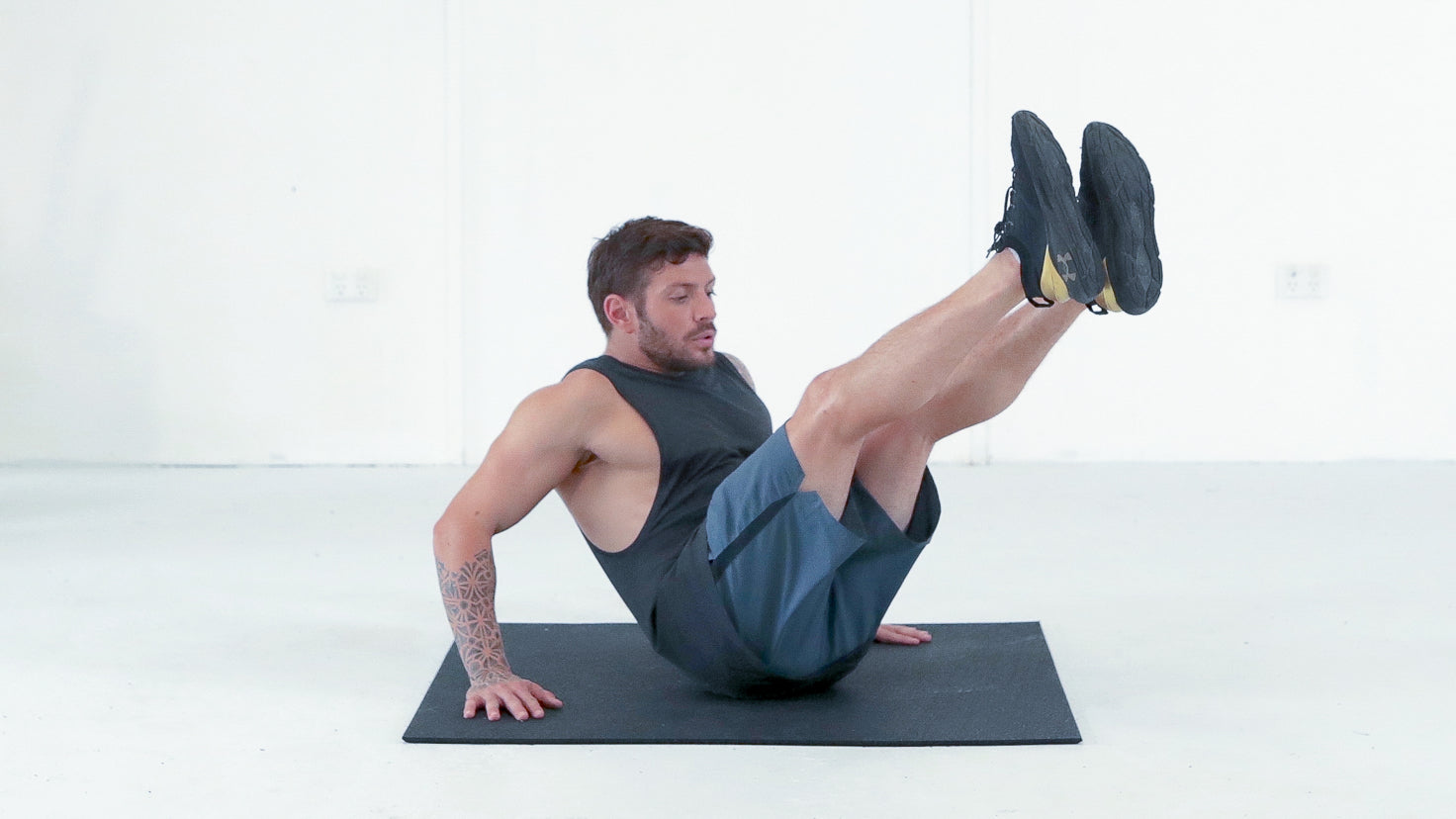 Tutorial: V sit-up