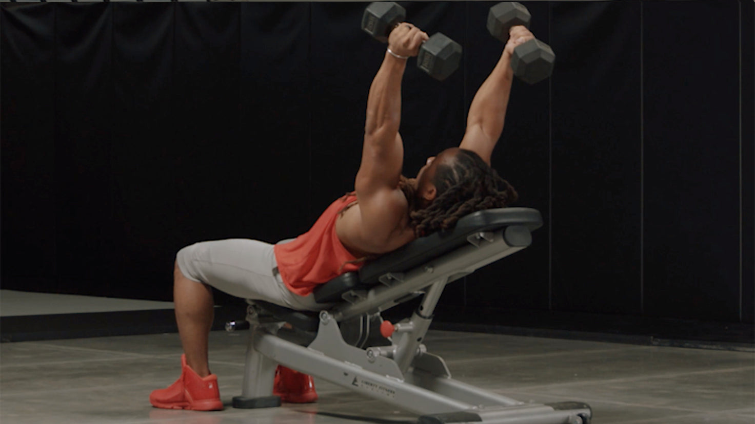 Tutorial: Dumbbell lying tricep extension