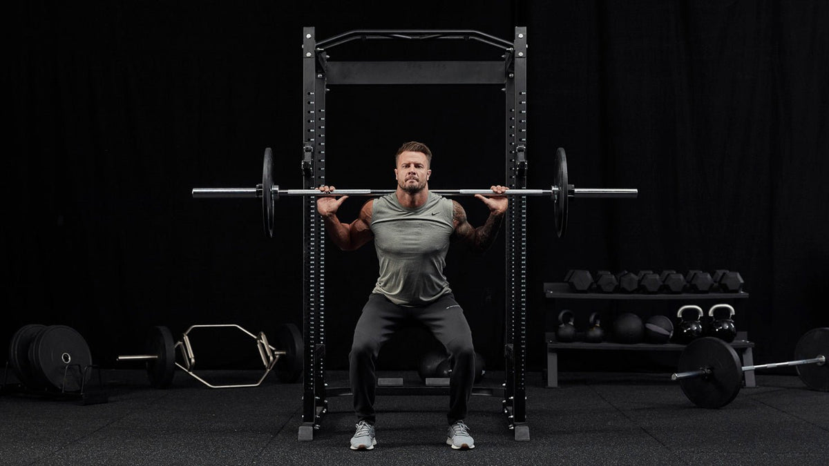 Tutorial: Barbell back squat - Centr