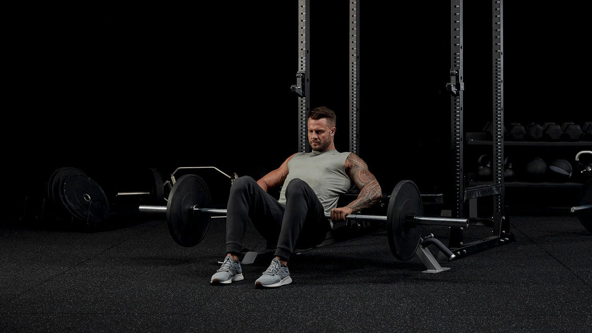 Tutorial: Barbell bench hip thrust - Centr