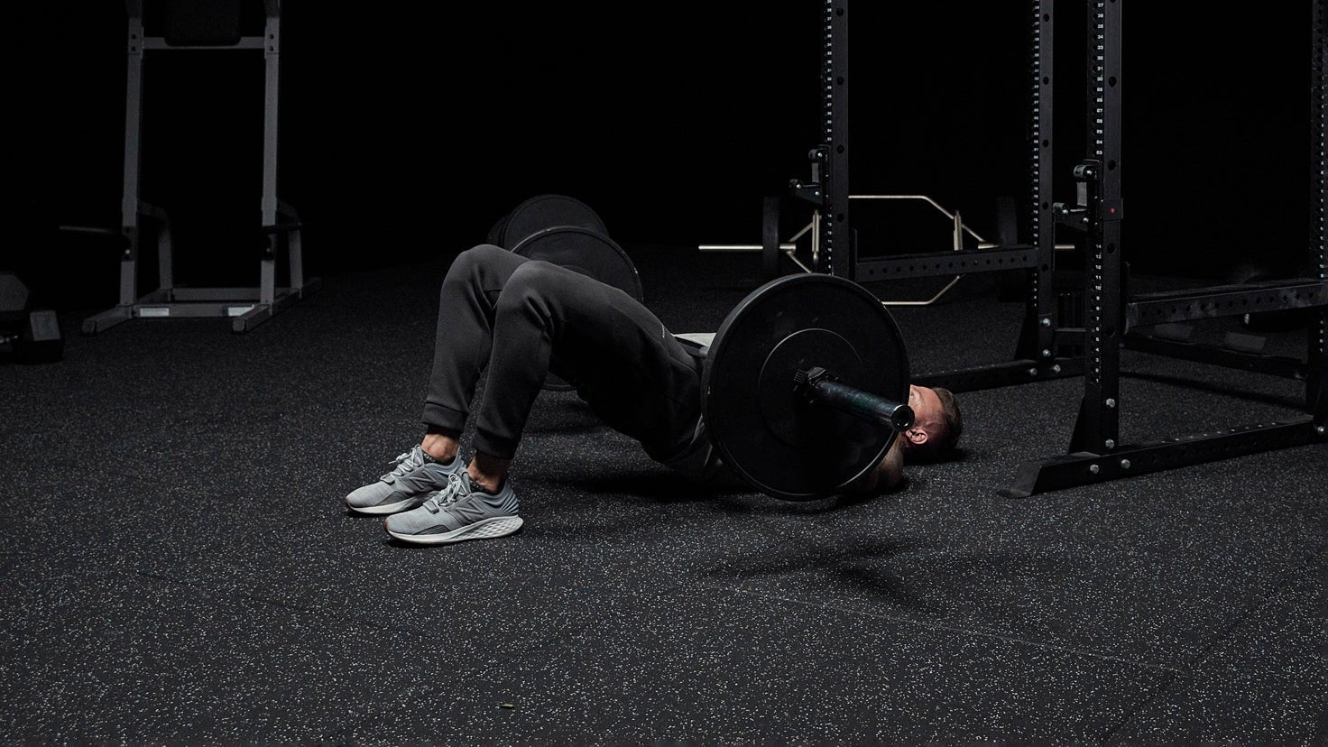 Tutorial: Barbell hip thrust - Centr