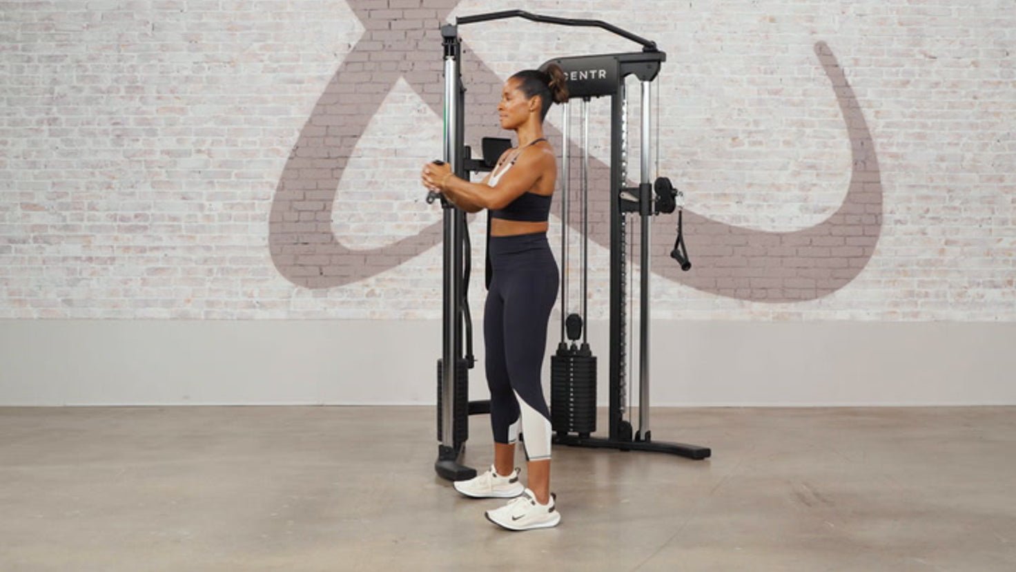 Tutorial: Cable Pallof press + rotation - Centr