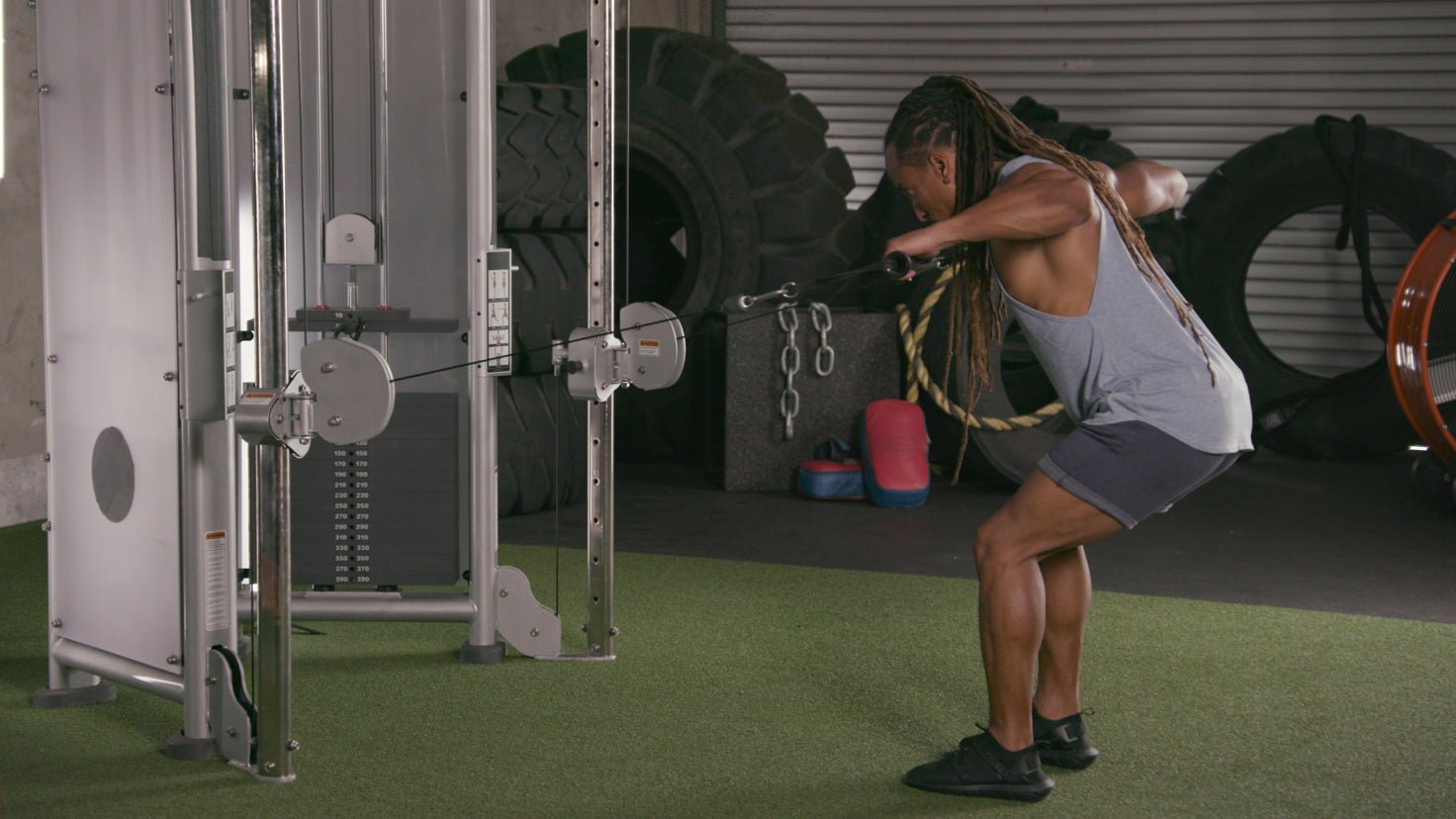 Tutorial: Cable rear delt rows - Centr