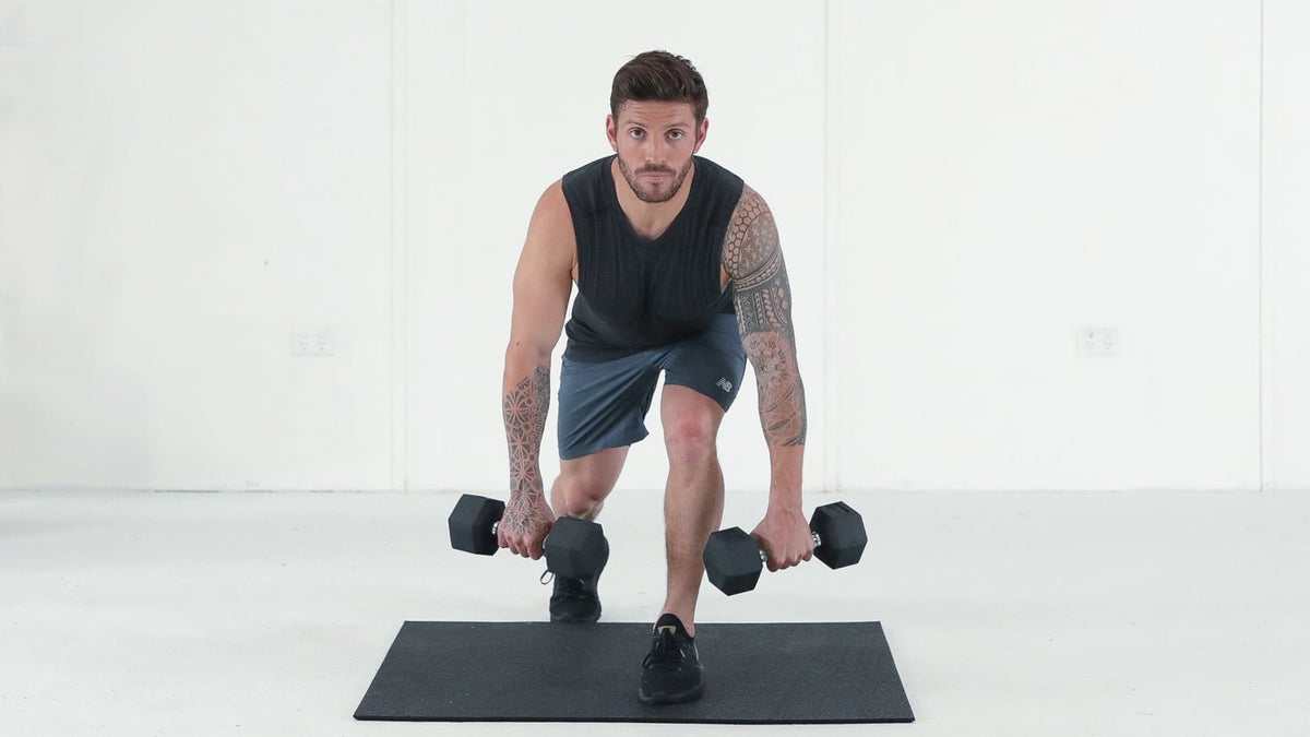 Tutorial: Dumbbell alternating sprinter lunge - Centr