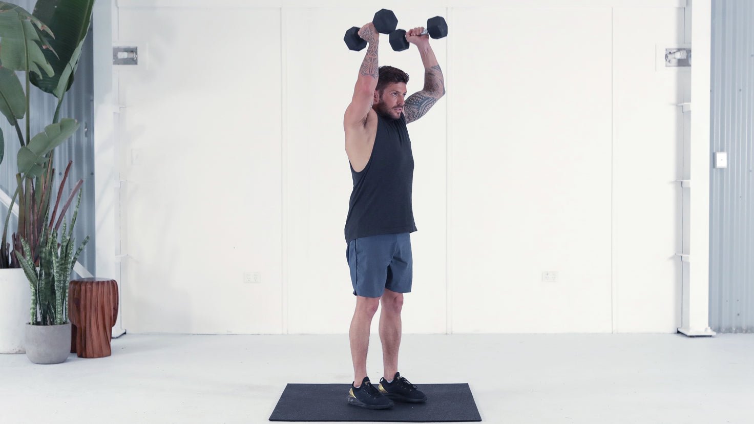 Tutorial: Dumbbell burpee curl + press - Centr
