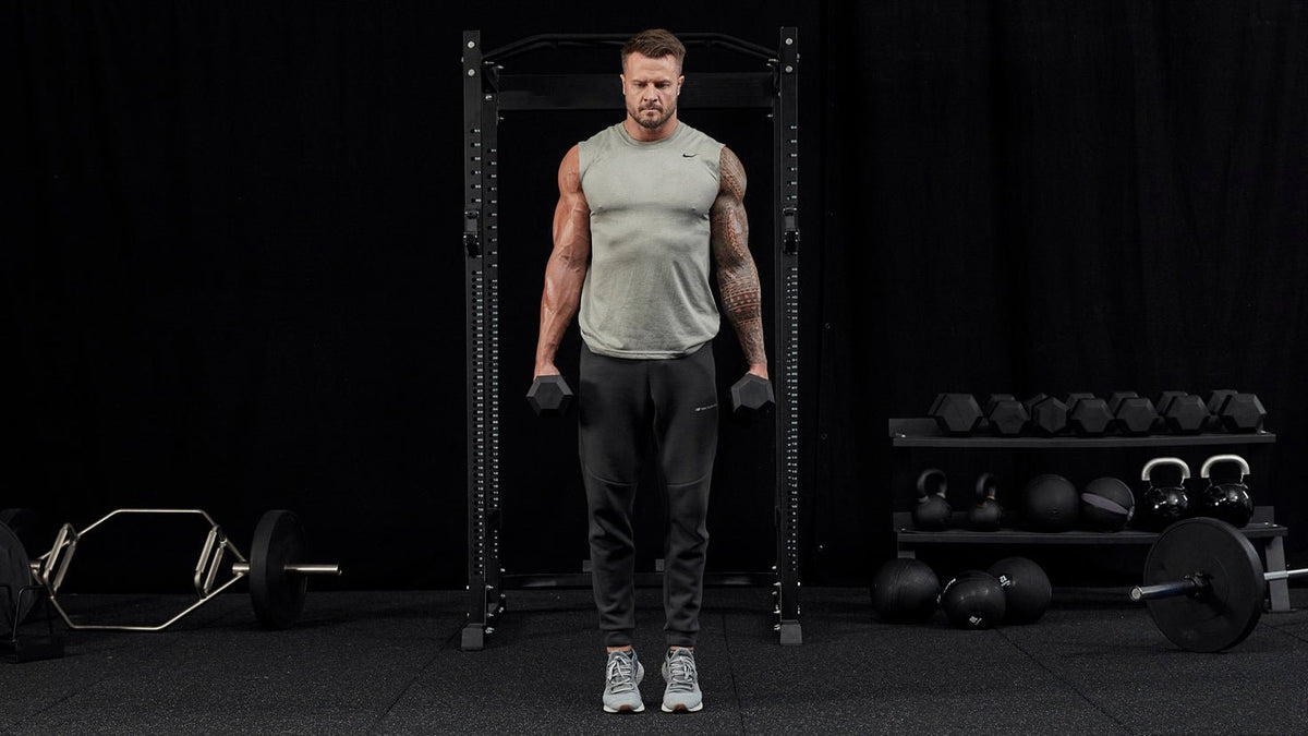 Tutorial: Dumbbell calf raise - Centr