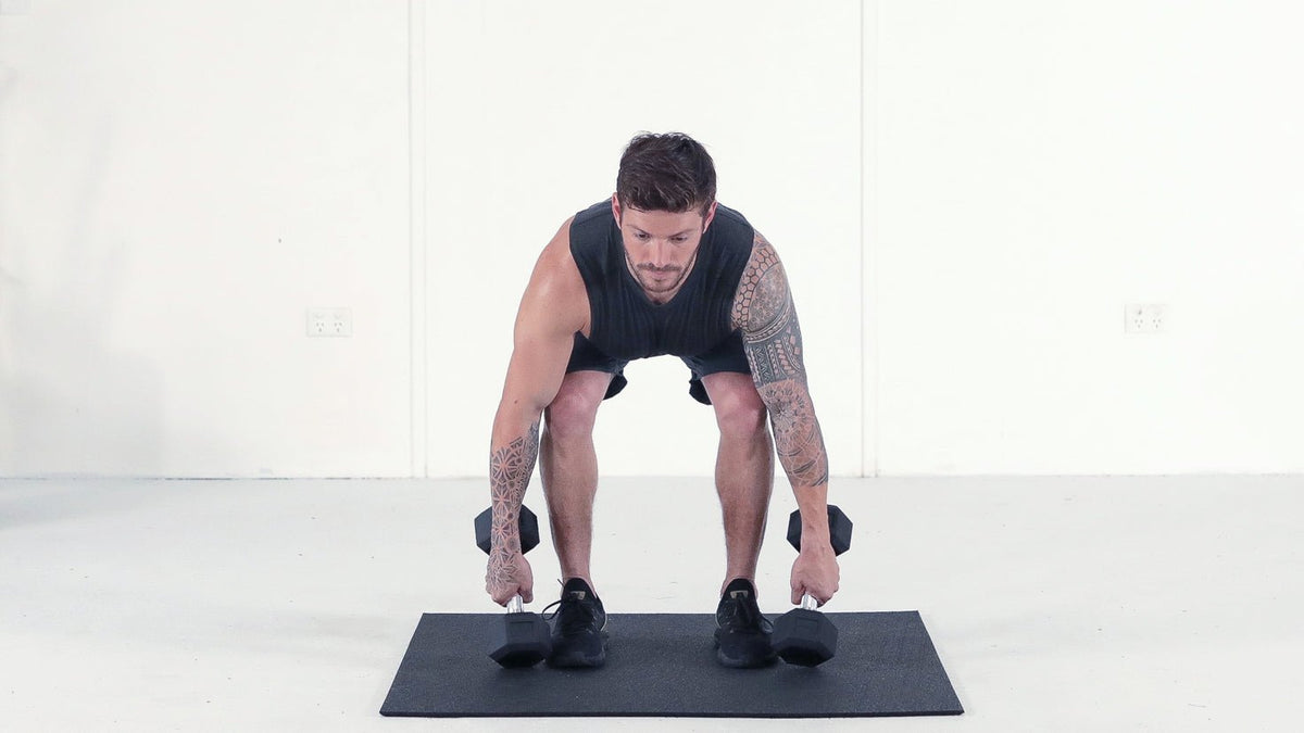 Tutorial: Dumbbell deadlift - Centr