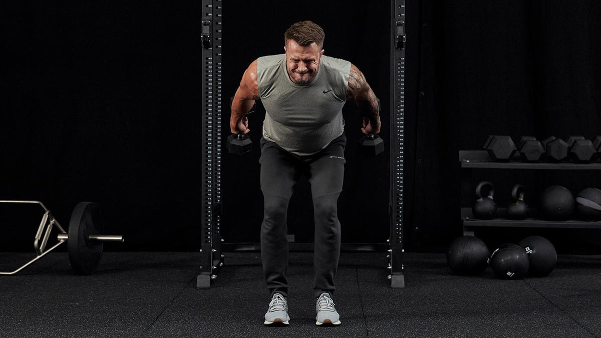 Tutorial: Dumbbell kickbacks - Centr