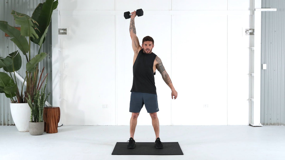 Tutorial: Dumbbell single-arm snatch - Centr