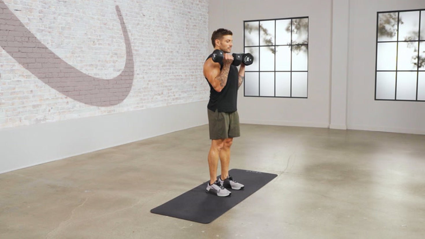 Tutorial: Dumbbell Zottman curl - Centr