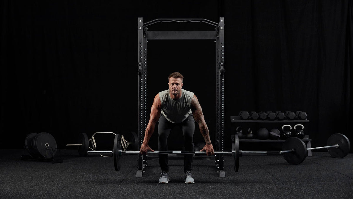 Tutorial: Wide-grip deadlift - Centr